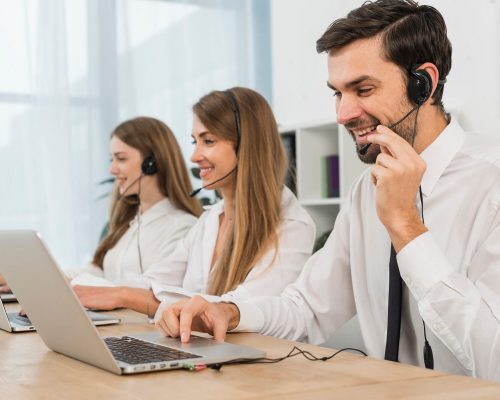 Cómo saber a quién pertenece un número de WhatsApp