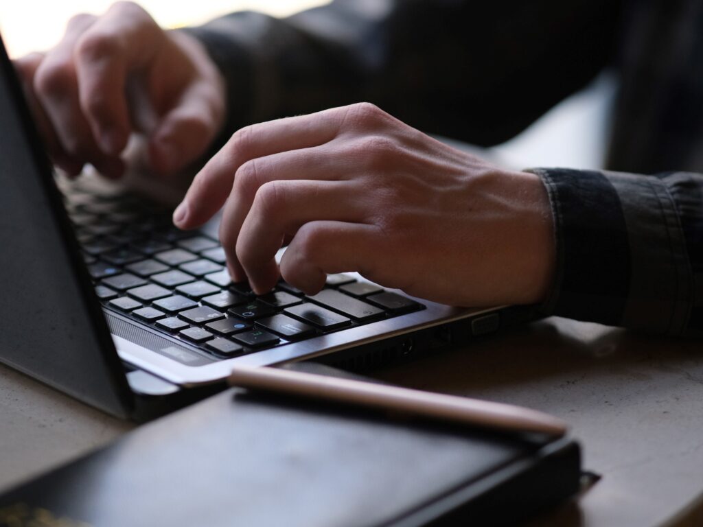 Qué hace destacar a una laptop frente a otras opciones